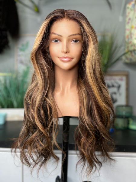 Brown and blonde highlight wig 24” high density HD frontal