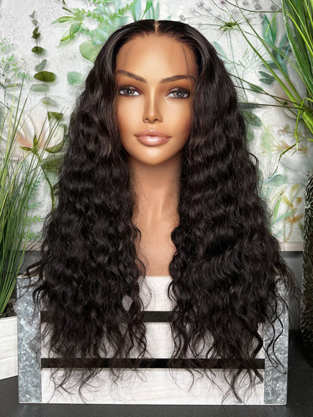 20’’ Super Density Indian wavy 250% with HD frontal