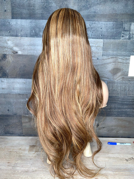 26” Brown and Blonde Indian silky frontal 250%