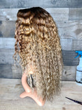 5x5 Cambodian curly 22” with custom blonde ombré