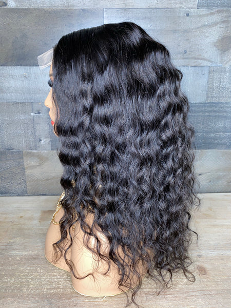 HD LACE 5X5 16’’  Indian Curls